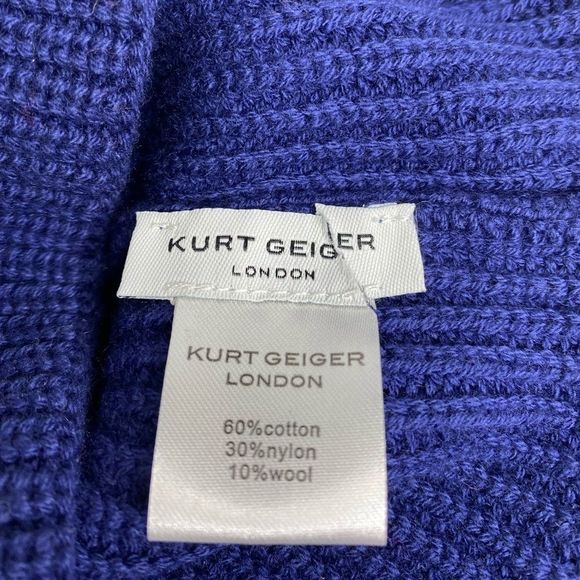 Kurt Geiger WE ARE ONE BEANIE TOQUE navy NWOT - Picture 5 of 5
